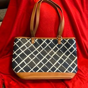 Thirty one shoulder bag